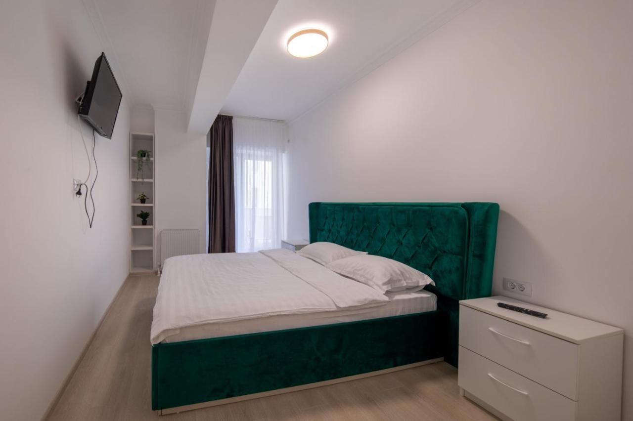 Aurora Apartments Mamaia Exterior photo